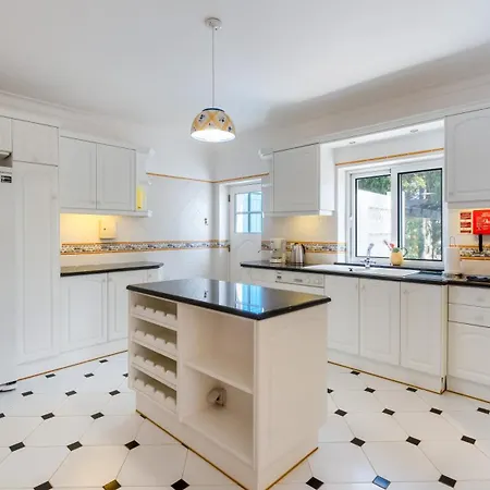 Bright 3 Bdr Duplex House With Pool By Lovelystay Carvoeiro (Lagoa)