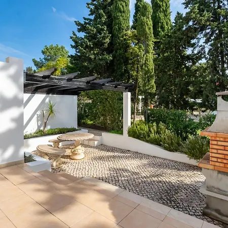 Bright 3 Bdr Duplex House With Pool By Lovelystay Карвоейру