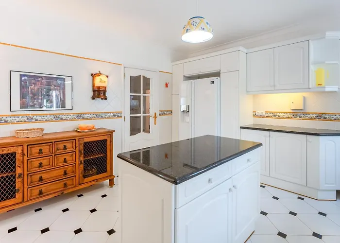 Bright 3 Bdr Duplex House With Pool By Lovelystay Willa Carvoeiro (Lagoa)