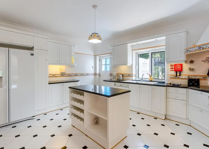 Bright 3 Bdr Duplex House With Pool By Lovelystay Carvoeiro (Lagoa)