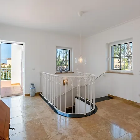 W Pool, Garden, Sea View & Fiber Internet Carvoeiro (Lagoa)