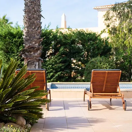 W Pool, Garden, Sea View & Fiber Internet