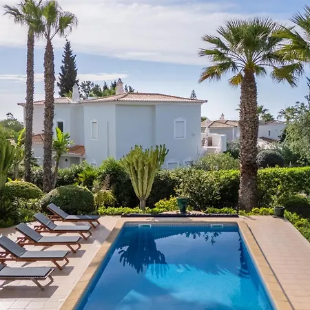 Bright 3 Bdr Duplex House With Pool By Lovelystay Carvoeiro (Lagoa)