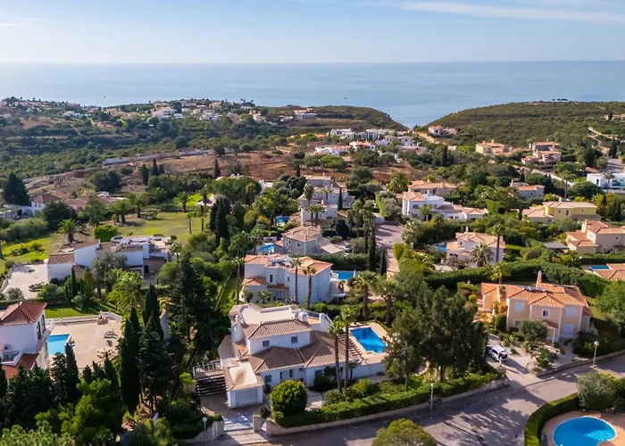 Bright 3 Bdr Duplex House With Pool By Lovelystay Villa