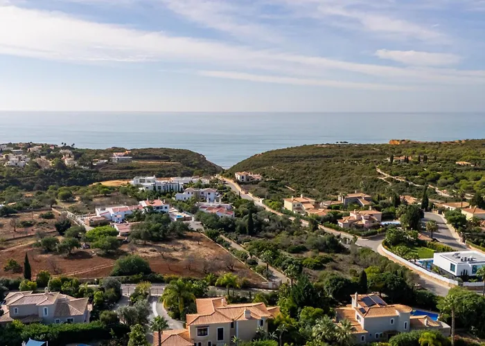 Villa Bright 3 Bdr Duplex House With Pool By Lovelystay Carvoeiro (Lagoa)